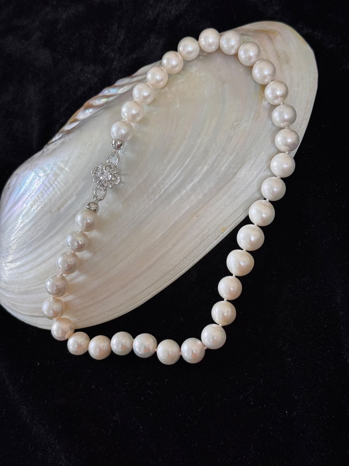 Real White Sea pearl necklace
