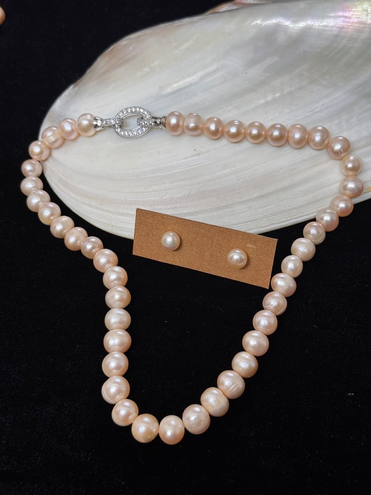 Blush pink colour real pearl necklace