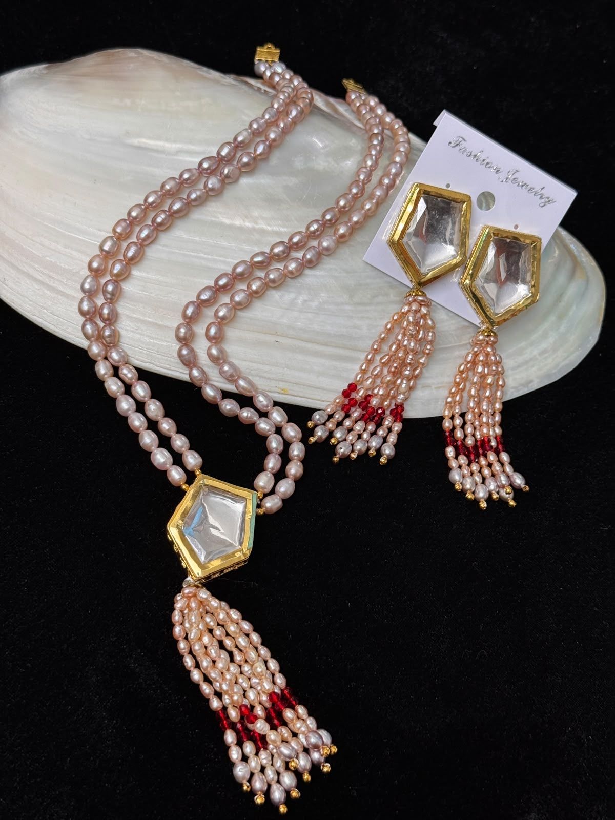 Real pearl with kundan set