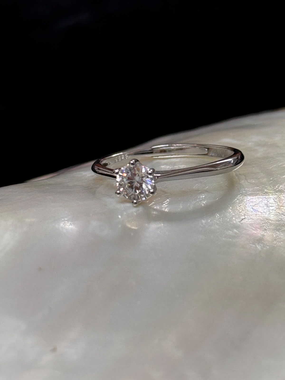 Moissanite diamond ring 1 gram
