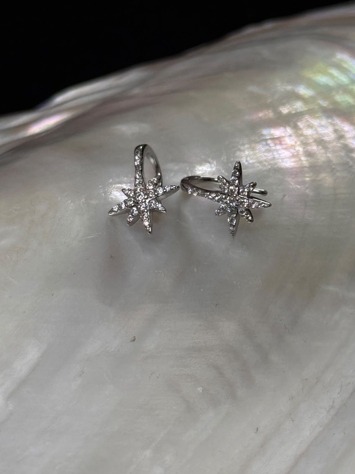 Moissanite Diamond ear ring 1.11 grams