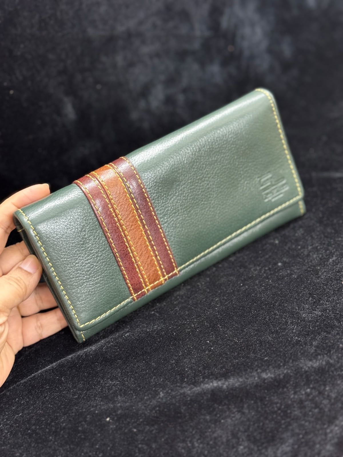 Sreeleathers dark green colour purse