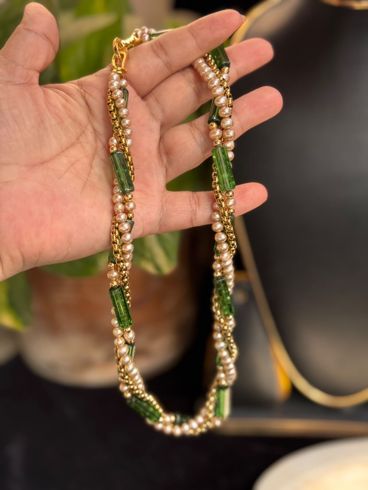 Real pearl and crystal twisted set