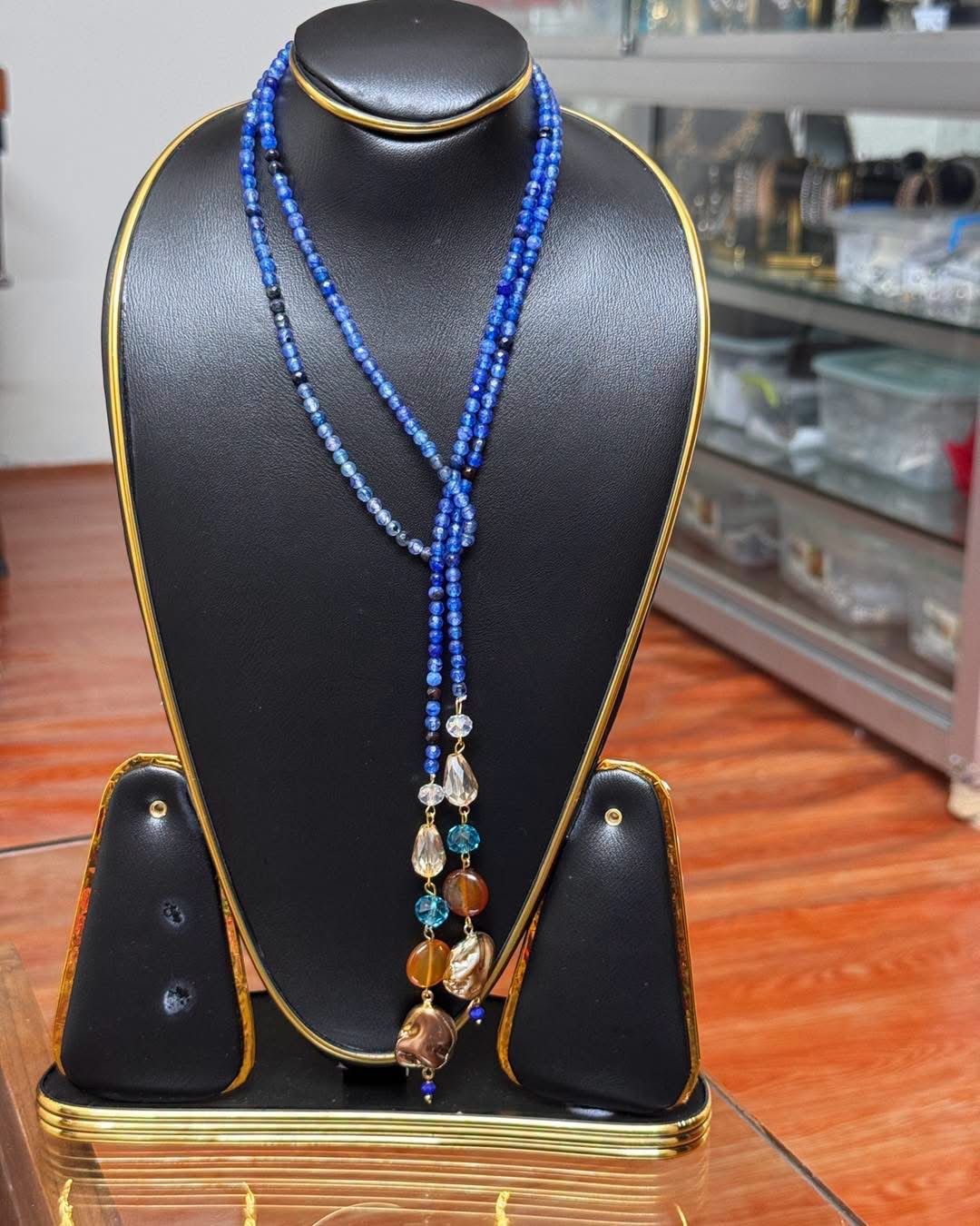 Crystal Tie Necklace 4