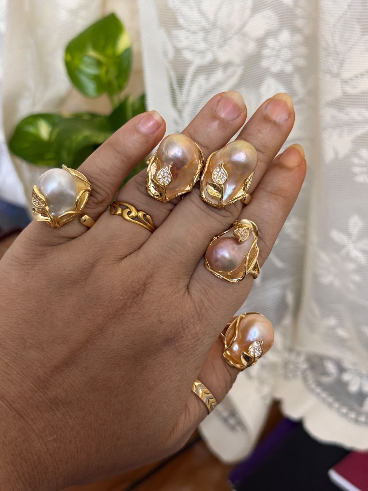Real baroque pearl finger ring