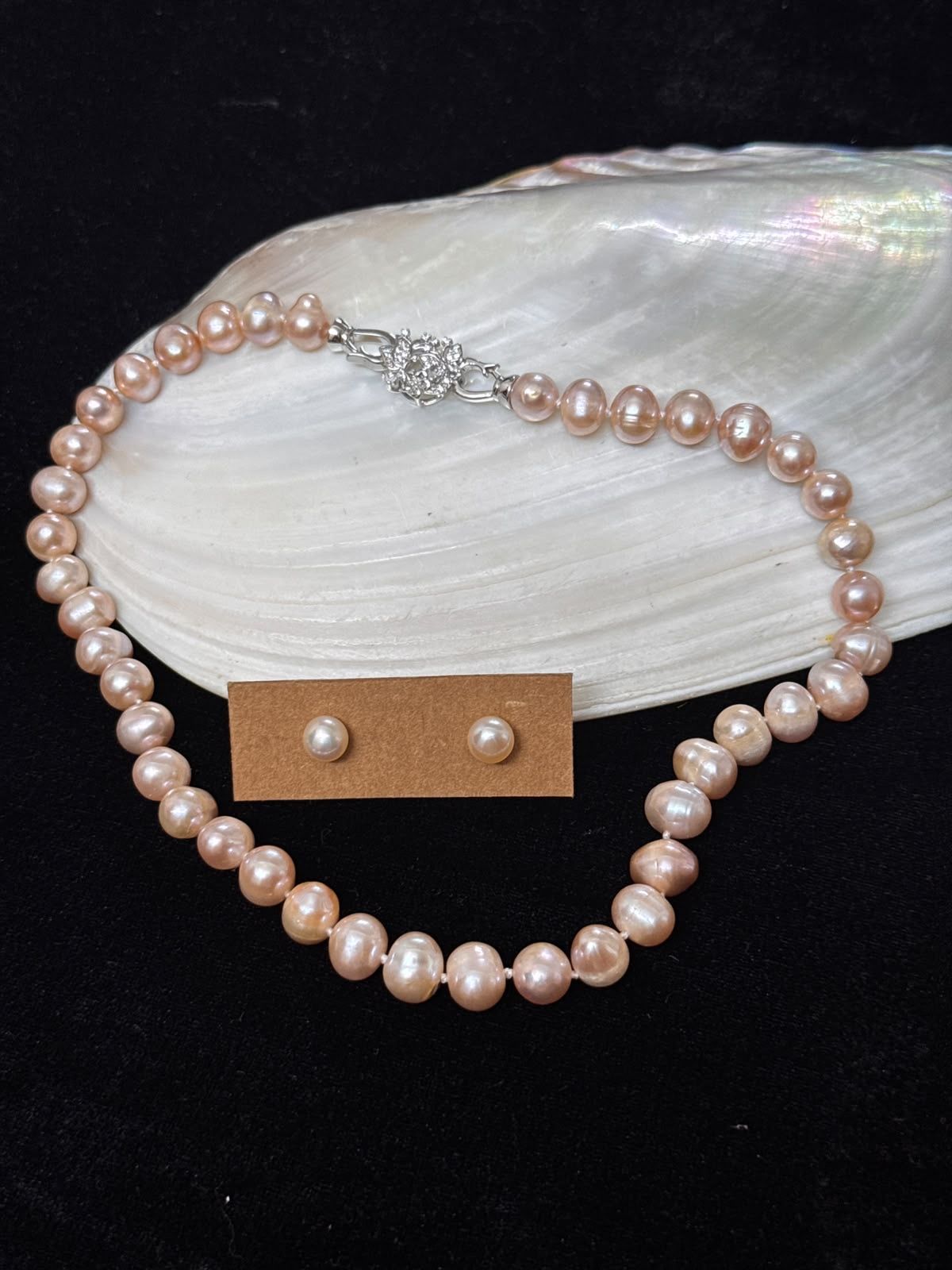 Blush pink colour real pearl necklace