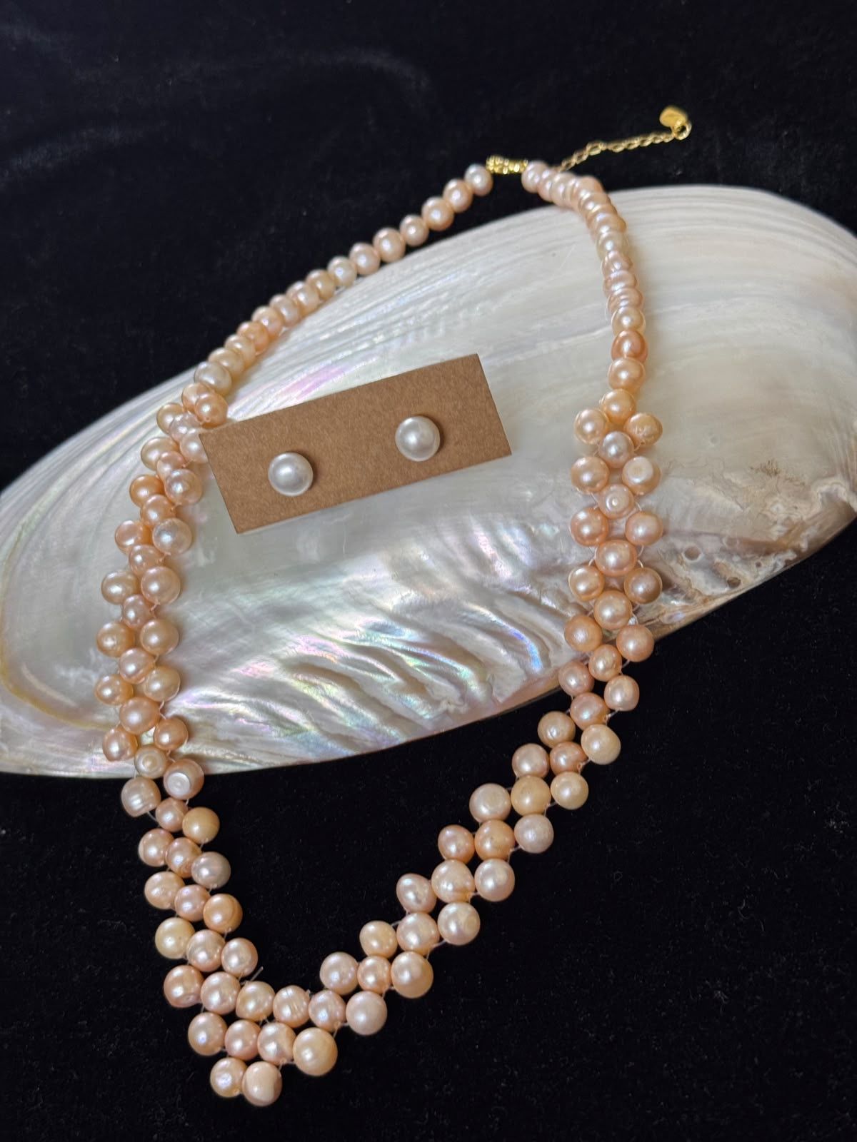 Real pearl necklace