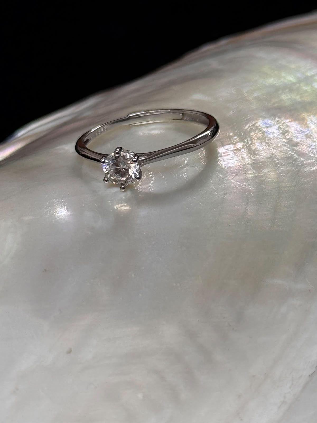 Moissanite diamond ring 1 gram