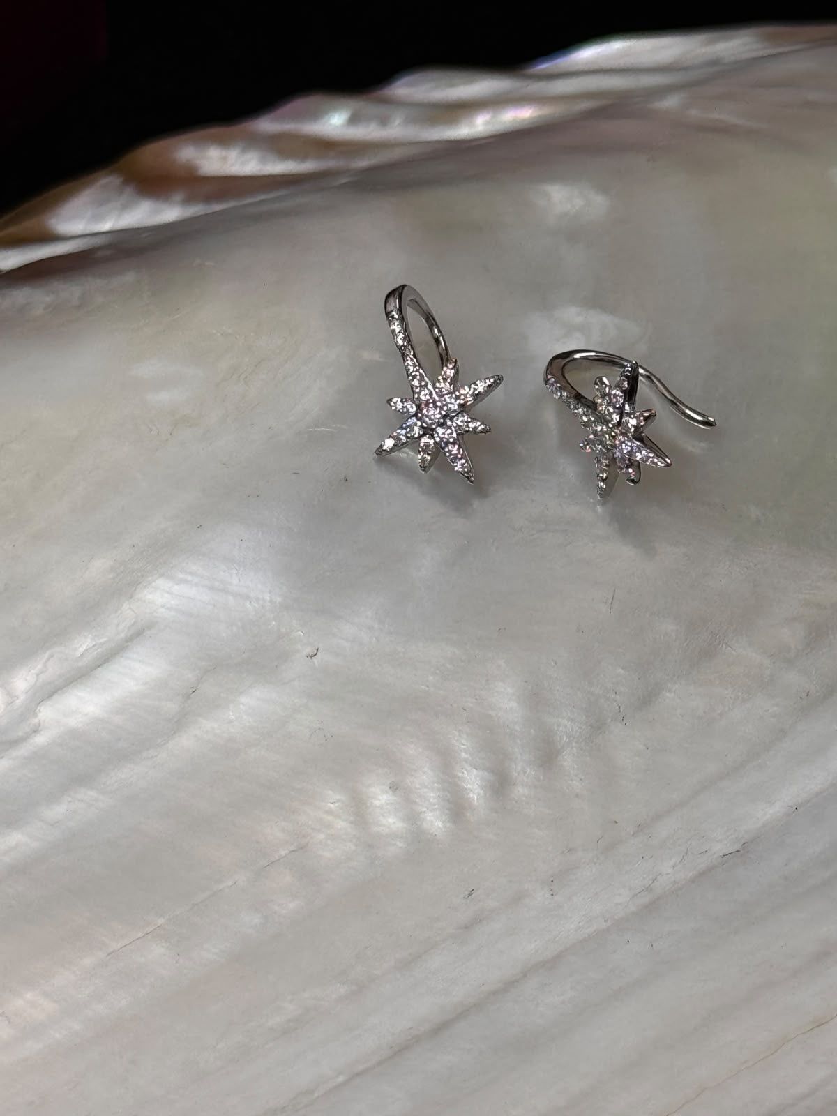 Moissanite Diamond ear ring 1.11 grams